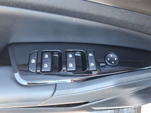 Used 2023 Kia Sportage EX FWD image 24