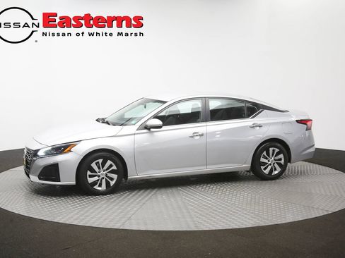 Used 2023 Nissan Altima 2.5 S FWD image 57