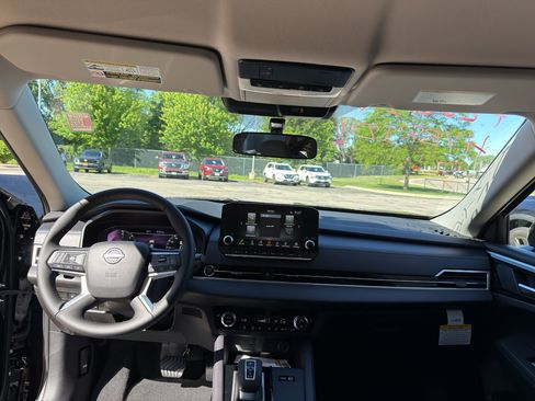 New 2026 Nissan Rogue SL AWD/4WD image 27