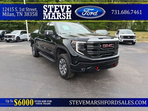 Used 2024 GMC Sierra 1500 AT4 w/ Technology Package AWD/4WD image 1