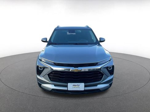 Used 2025 Chevrolet TrailBlazer LT image 4