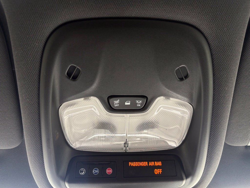 Used 2023 Chevrolet TrailBlazer RS w/ Convenience Package FWD image 25