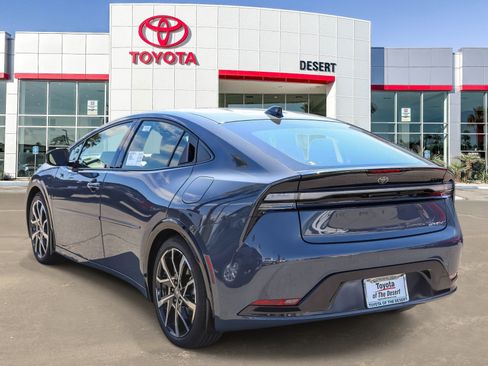 New 2026 Toyota Prius Plug-In Hybrid image 5