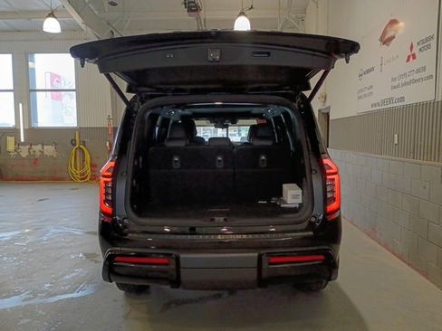New 2026 Nissan Armada PRO-4X AWD/4WD image 14