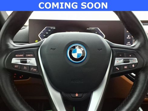 Used 2023 BMW i4 eDrive35 w/ Premium Package image 17