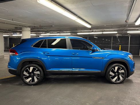 Certified 2024 Volkswagen Atlas Cross Sport SEL AWD/4WD image 41
