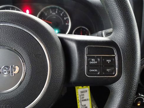 Used 2018 Jeep Wrangler Unlimited Sport image 22