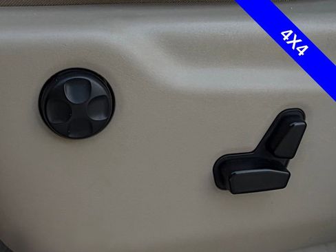 Used 2015 Jeep Grand Cherokee Overland image 7