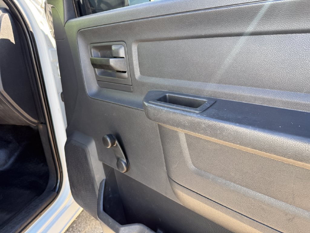 Used 2010 Dodge Ram 2500 Truck ST w/ ST Popular Equipment Group AWD/4WD image 17