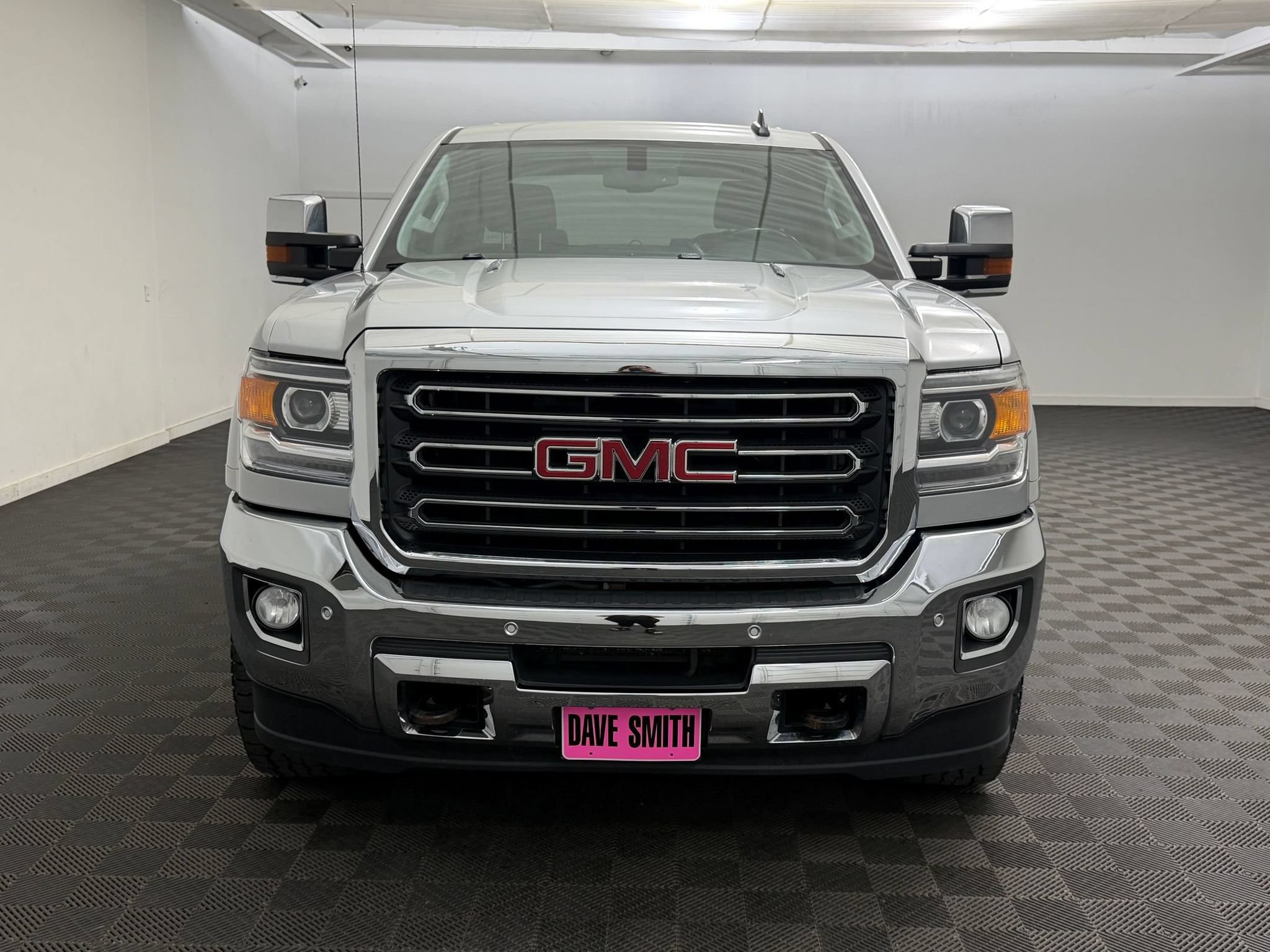 Used 2016 GMC Sierra 2500 SLT w/ Duramax Plus Package AWD/4WD image 6