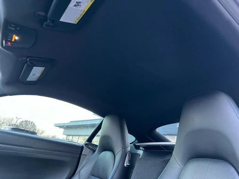 Used 2016 Porsche Cayman image 24