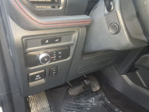 Used 2022 Ford Expedition Limited image 14