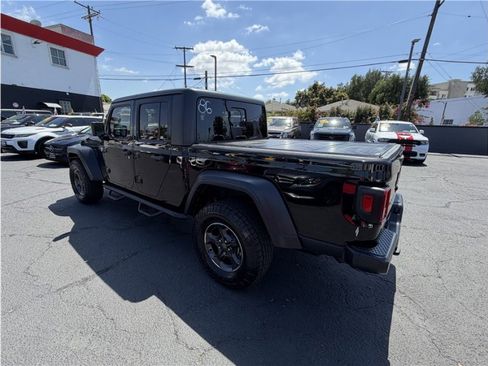 Used 2020 Jeep Gladiator Sport w/ Quick Order Package 24S image 4