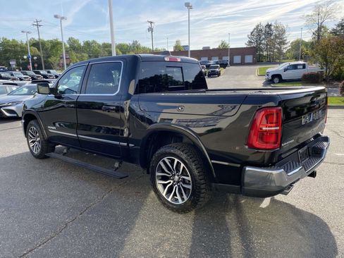 Used 2025 RAM 1500 Limited AWD/4WD image 5