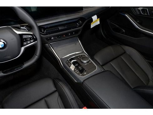 New 2025 BMW 330i xDrive Sedan w/ Convenience Package image 61