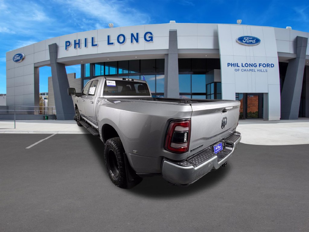 Used 2023 RAM 3500 Big Horn w/ Night Edition AWD/4WD image 3