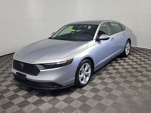 Certified 2026 Honda Accord LX image 11