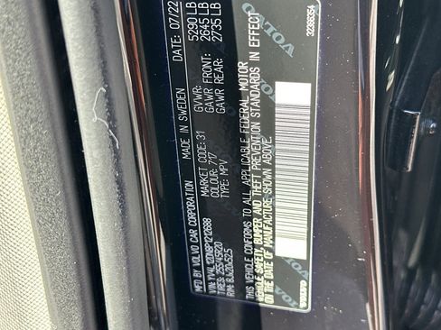 Certified 2023 Volvo XC60 B5 Plus w/ Protection Package Premier image 36