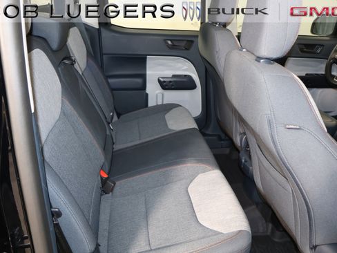 Used 2022 Ford Maverick XLT image 18