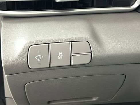 Certified 2025 Hyundai Elantra Sport FWD image 20