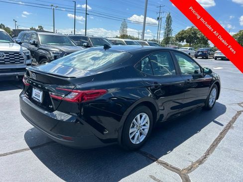 Used 2026 Toyota Camry LE w/ Convenience Package FWD image 19