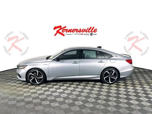 Used 2022 Honda Accord Sport image 4