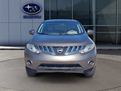 Used 2010 Nissan Murano S FWD image 2