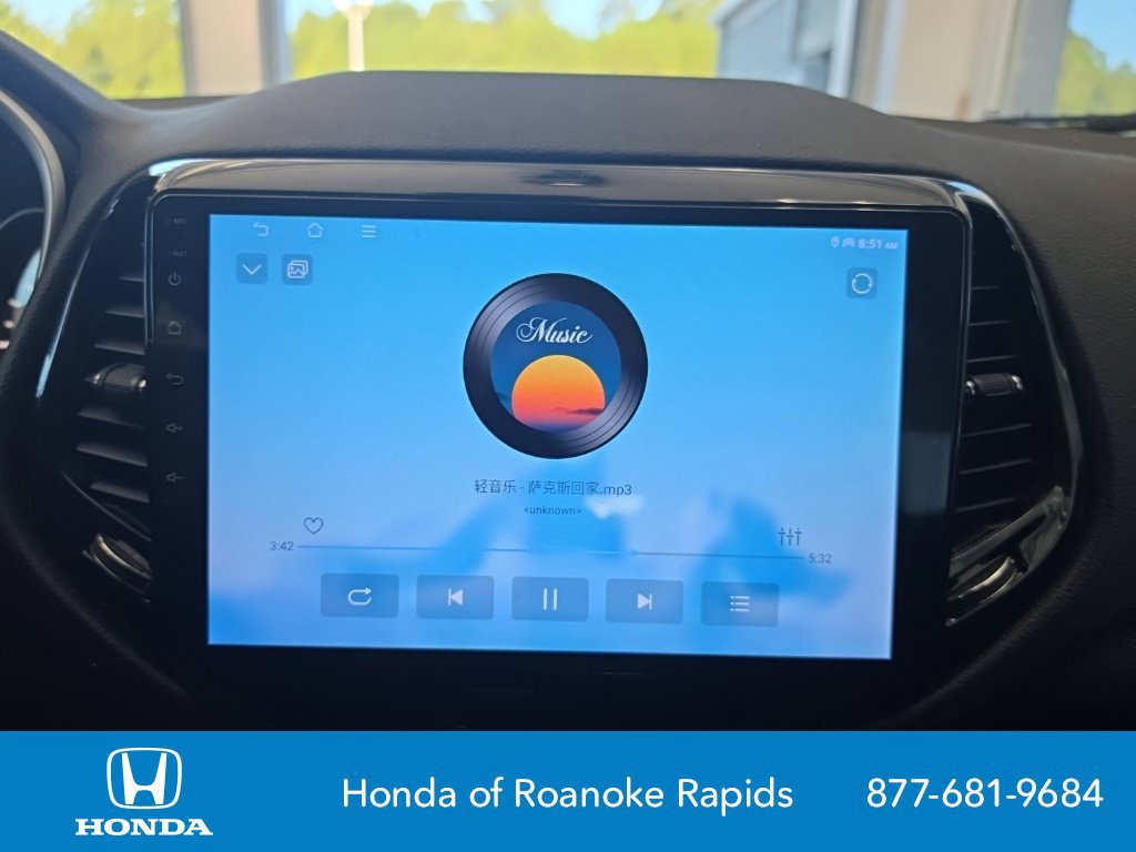 Used 2019 Jeep Compass Latitude AWD/4WD image 10