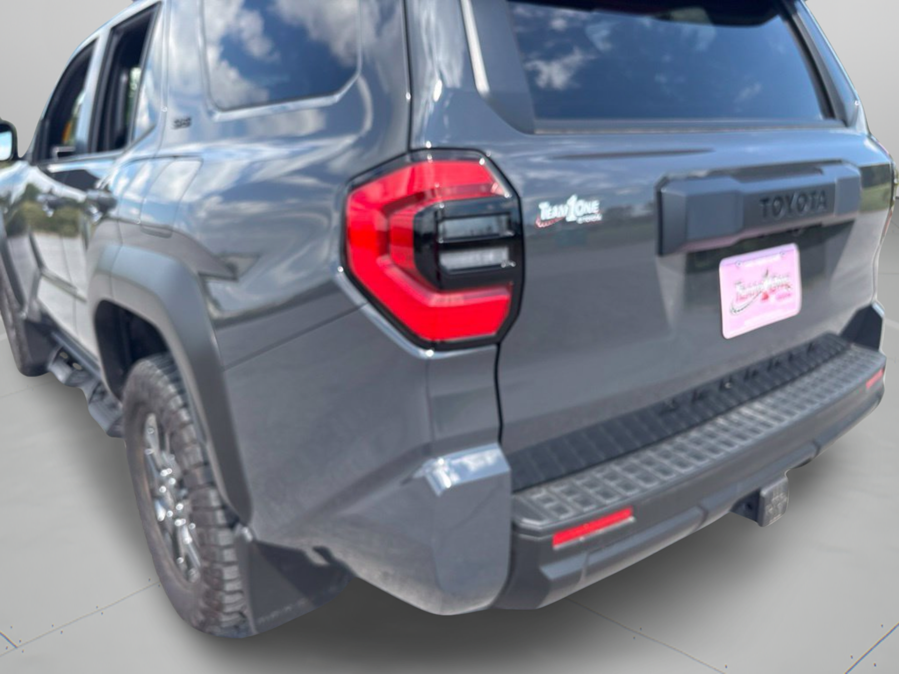 Used 2025 Toyota 4Runner SR5 AWD/4WD image 27