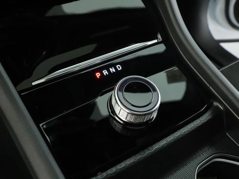 New 2025 Jeep Grand Cherokee Altitude image 14