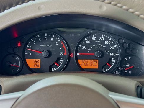 Used 2016 Nissan Frontier SV w/ SV Value Truck Package AWD/4WD image 18