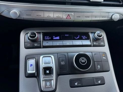 Used 2020 Hyundai Palisade SEL w/ Convenience Package FWD image 12