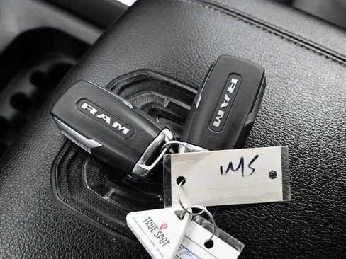 Used 2021 RAM 1500 Laramie image 27