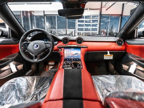 Used 2025 Karma Revero Luxury image 25