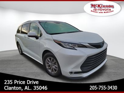Certified 2022 Toyota Sienna XLE