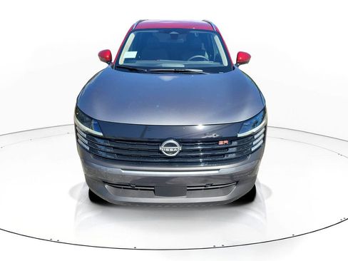 New 2026 Nissan Kicks SR FWD image 2