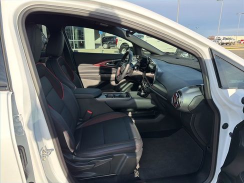 Used 2024 Chevrolet Equinox EV RS image 21