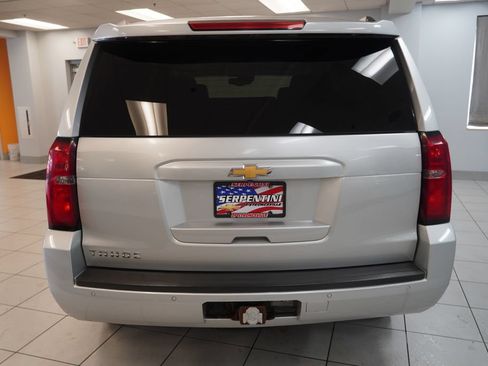 Used 2018 Chevrolet Tahoe LT AWD/4WD image 11
