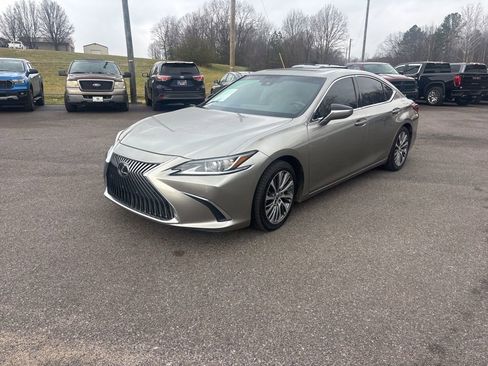 Used 2020 Lexus ES 350 w/ Premium Package image 2