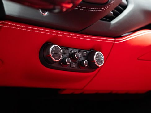 Used 2016 Ferrari 488 GTB RWD image 50