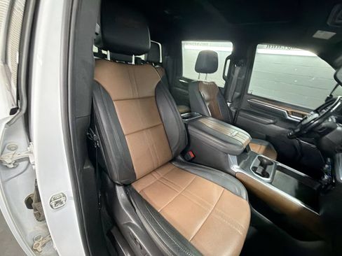 Certified 2024 Chevrolet Silverado 2500 High Country w/ High Country Premium Package AWD/4WD image 28