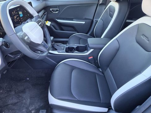 New 2026 Kia K4 GT-Line image 9