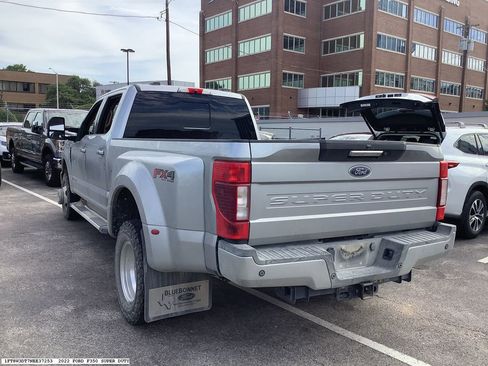 Used 2022 Ford F350 Lariat w/ Lariat Value Package AWD/4WD image 5