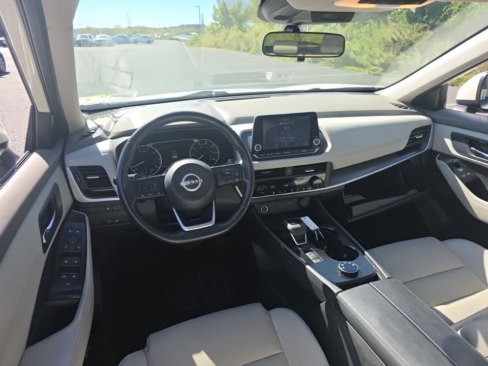 Certified 2023 Nissan Rogue SV w/ SV Premium B Package AWD/4WD image 10