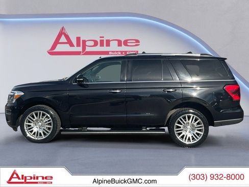 Used 2024 Ford Expedition Limited image 2