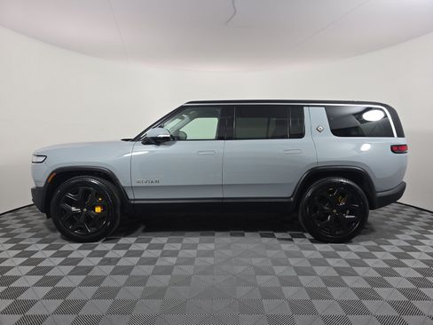 Used 2024 Rivian R1S Adventure AWD/4WD image 2