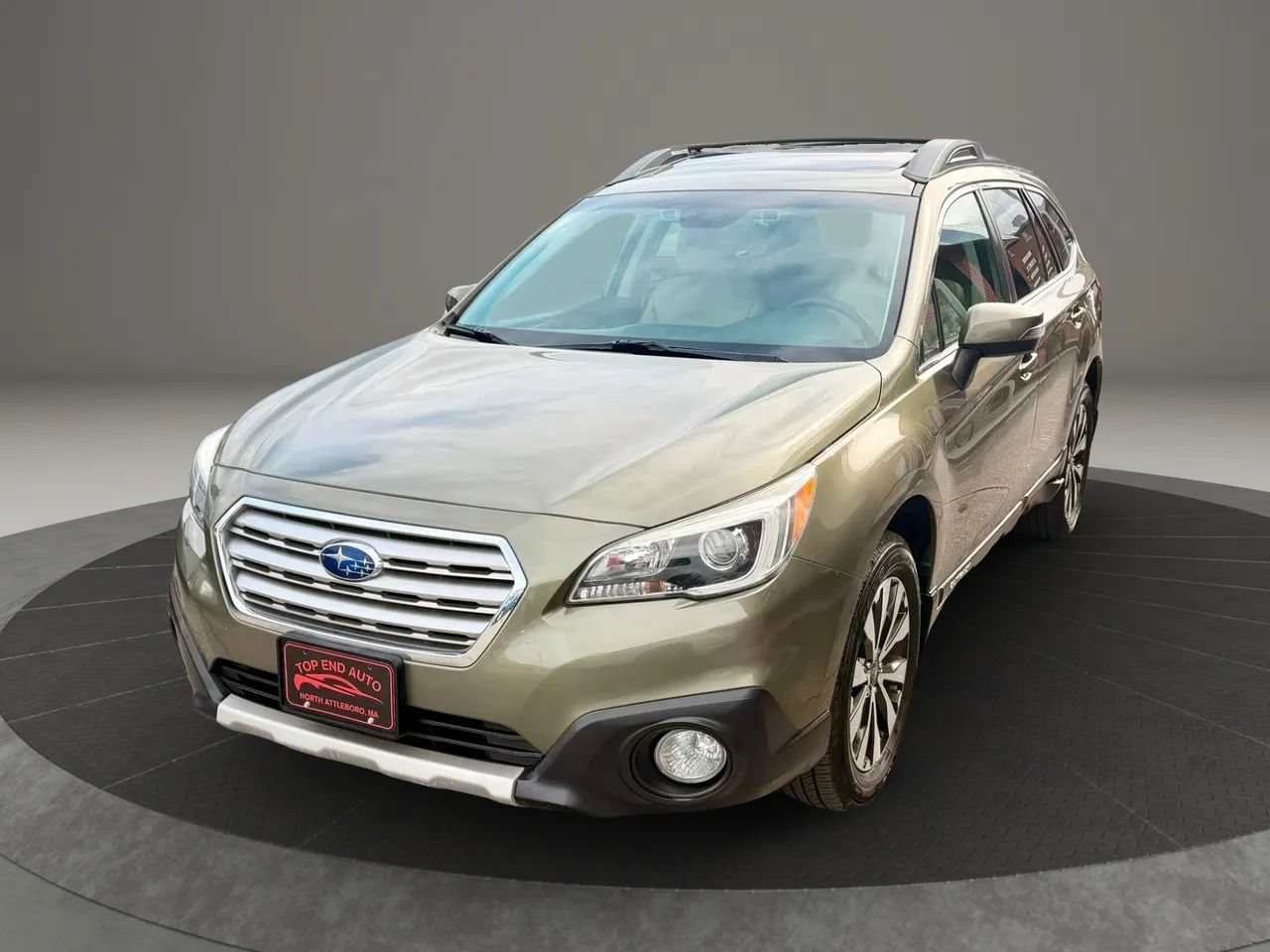 Used 2015 Subaru Outback 2.5i Limited AWD/4WD image 1