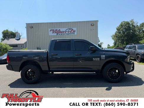 Used 2016 RAM 1500 Express AWD/4WD image 10