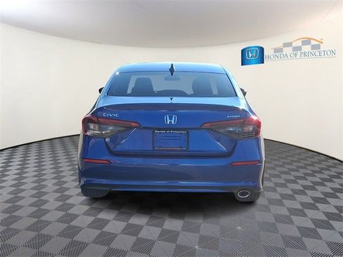 Certified 2022 Honda Civic Sport image 5