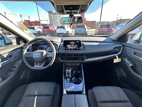 New 2026 Nissan Rogue SV image 31